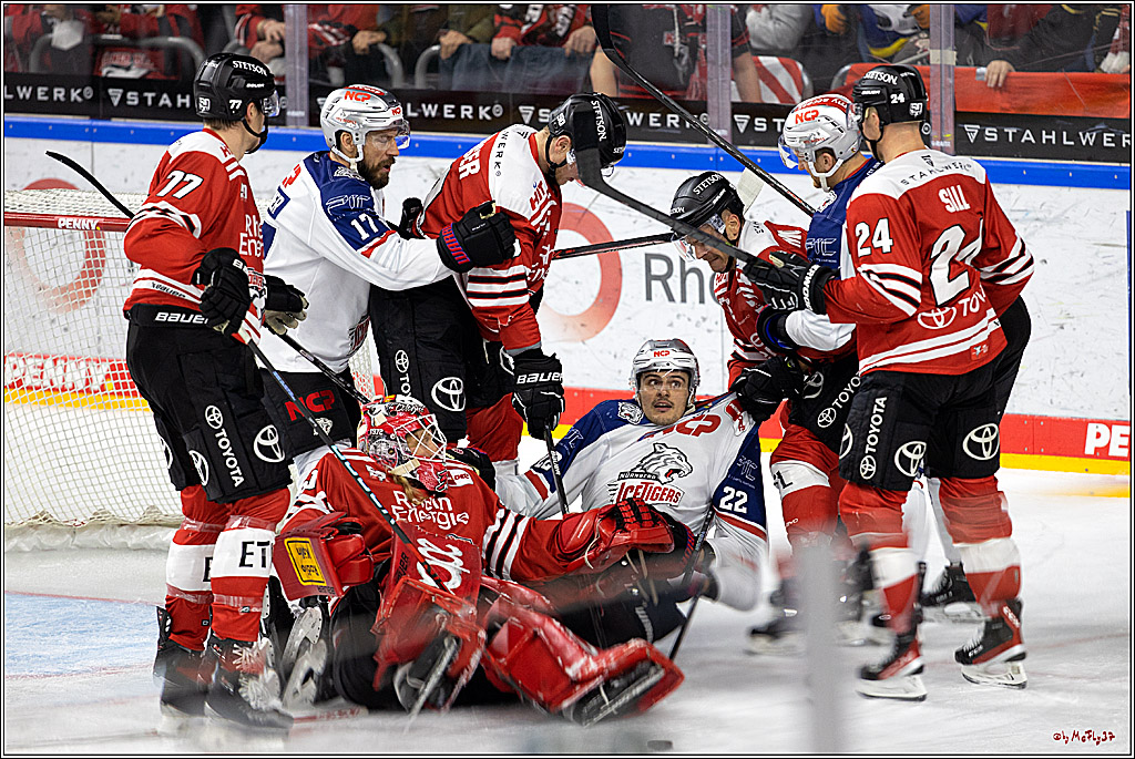 PENNY DEL;  Kölner Haie - Nuernberger Ice Tigers; Köln, 18.11.2022